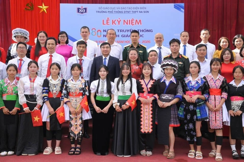Trường PTDTNT THPT Na Son