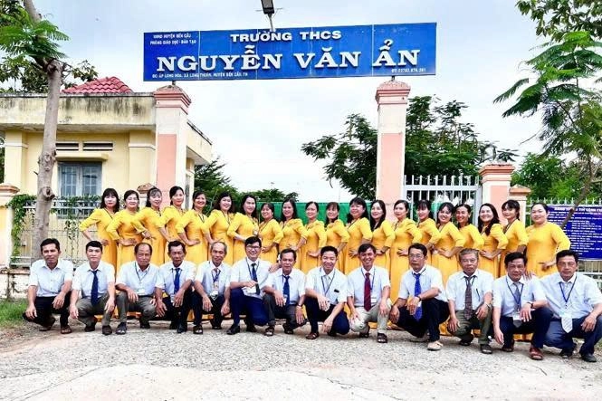 Trường THCS Nguyễn Văn Ẩn