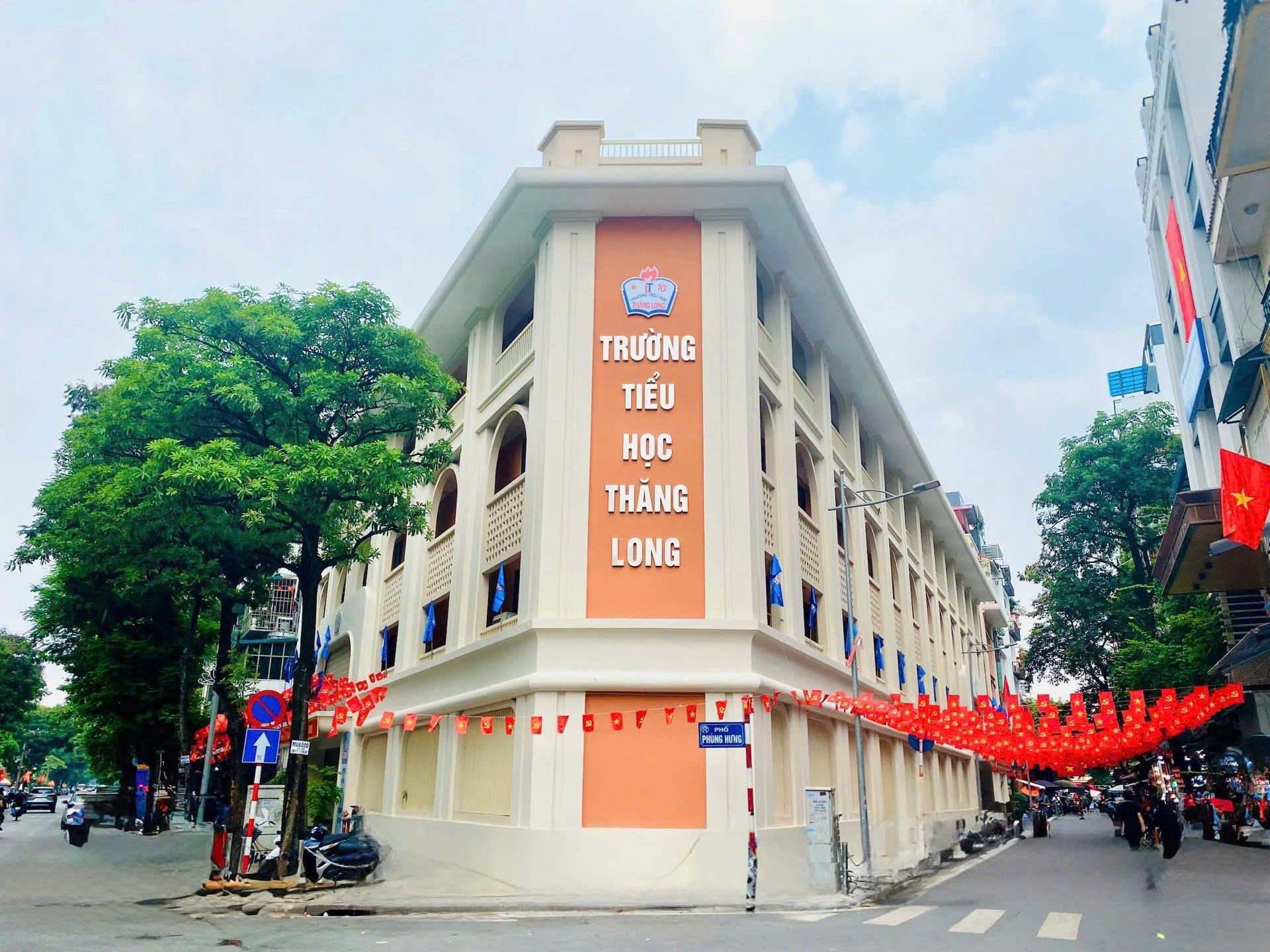 Trường Tiểu học Thăng Long