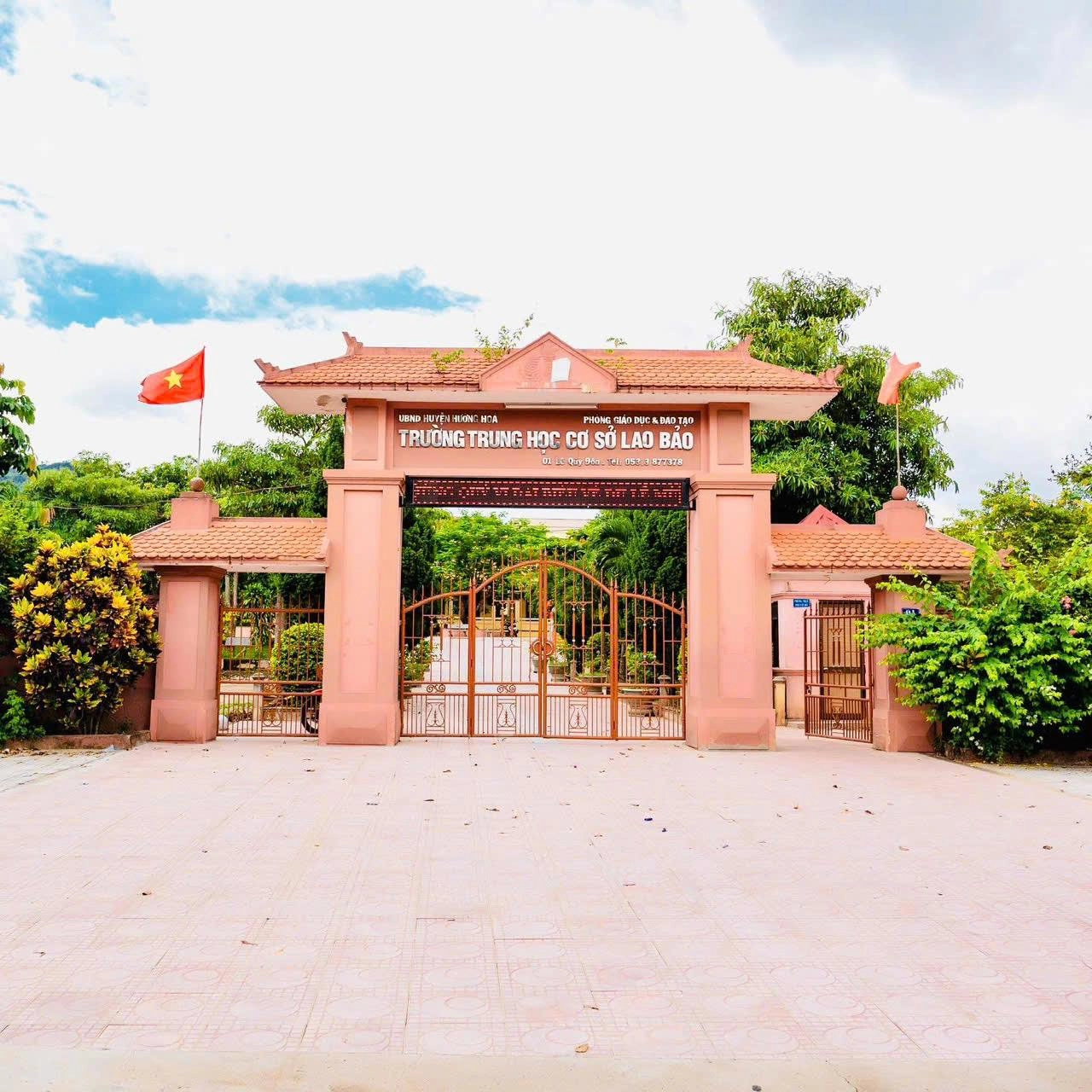Trường Trung học cơ sở Lao Bảo