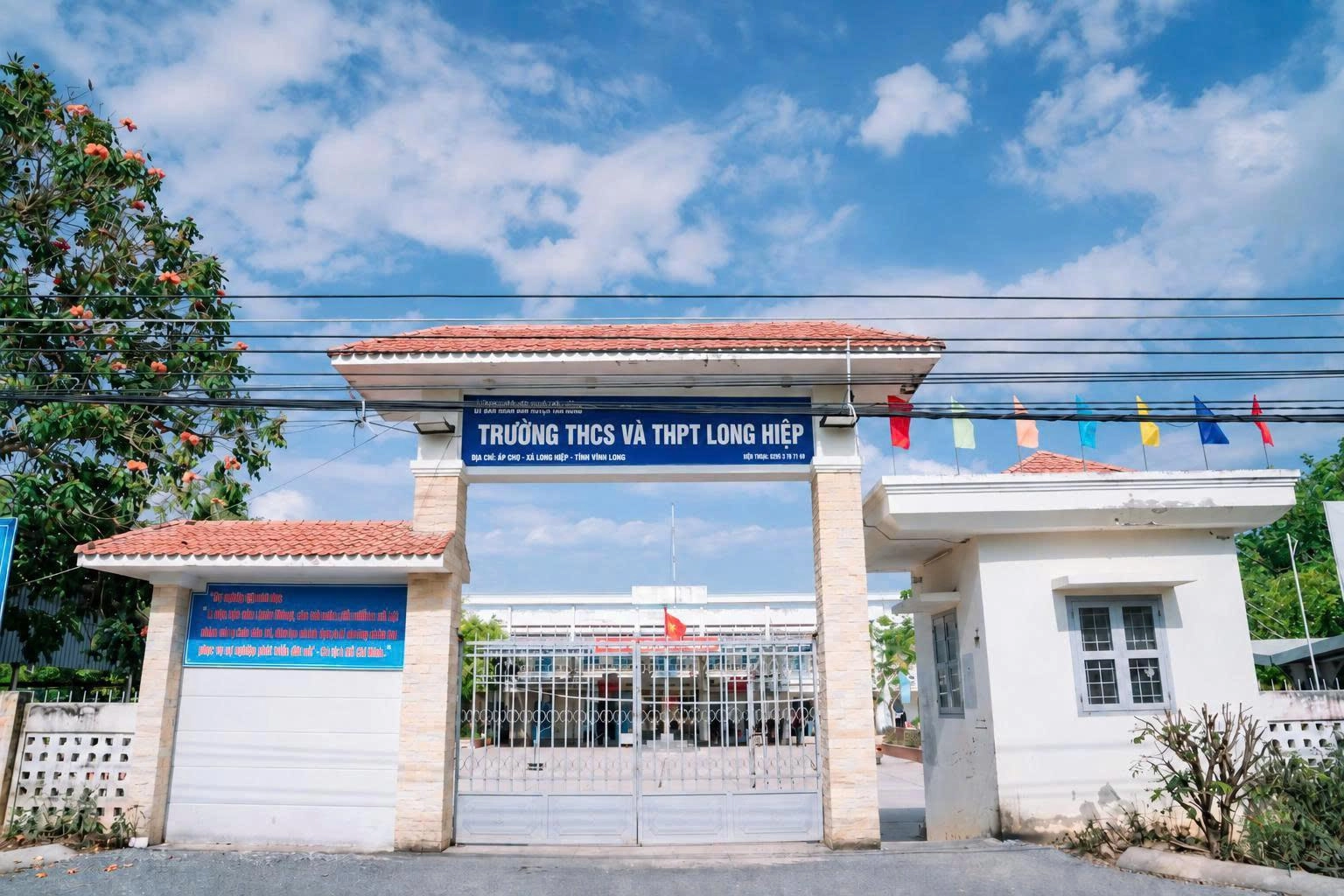 Trường THCS và THPT Long Hiệp