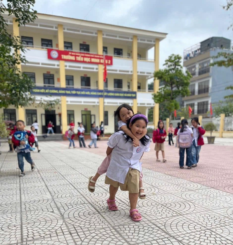 Trường Tiểu Học Minh Khai