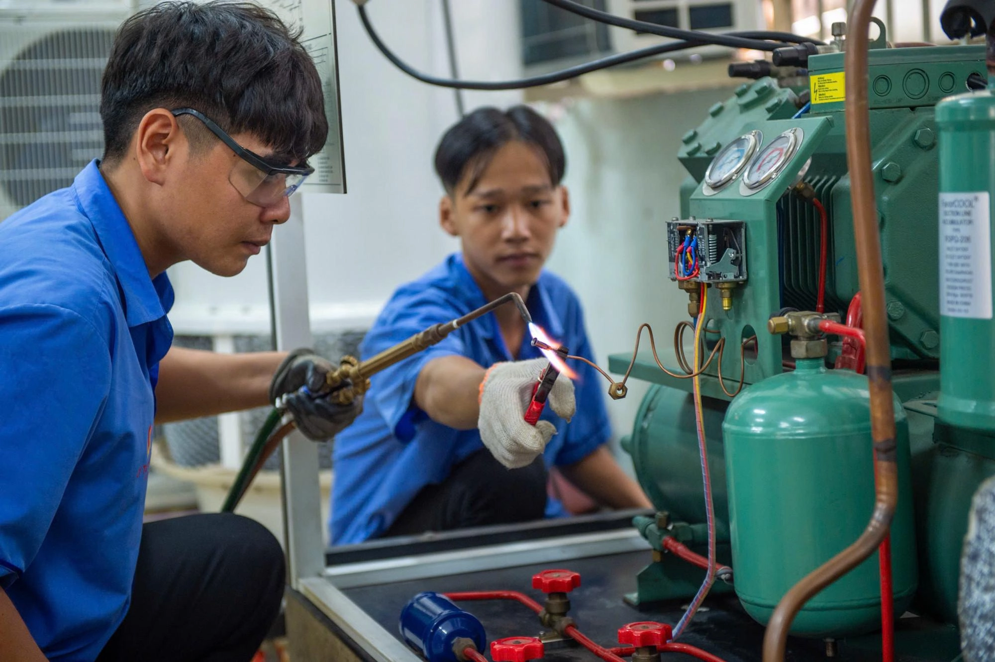 Học sinh trung học nghề vẫn có thể dự thi tốt nghiệp THPT