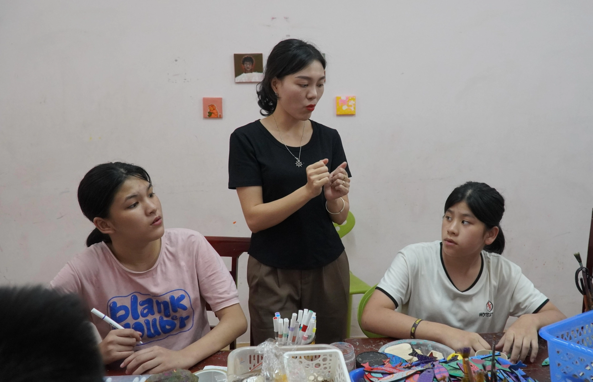 Bộ GD&ĐT đề xuất điều chỉnh chính sách giáo dục hòa nhập cho trẻ em khuyết tật