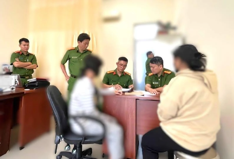 Đừng để một lời mời kết bạn trên mạng trở thành cái bẫy với trẻ