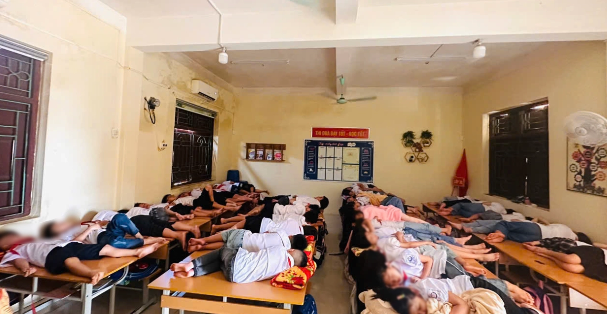 Học sinh nam, nữ nghỉ trưa chung: Có nên tách không gian?