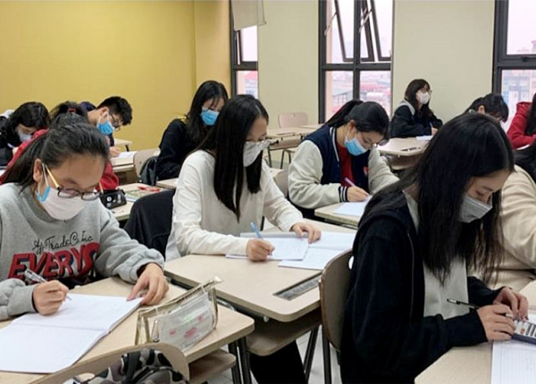 Trấn an tâm lý cho sinh viên khi học trực tiếp