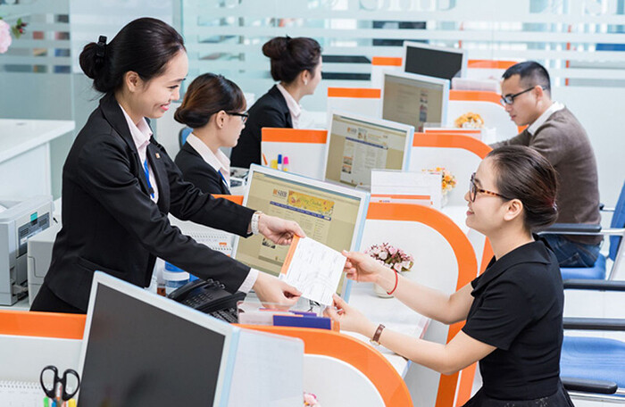 Muốn làm nhân viên ngân hàng nên học tốt ngành gì? Học kế toán có theo ngành này được không?