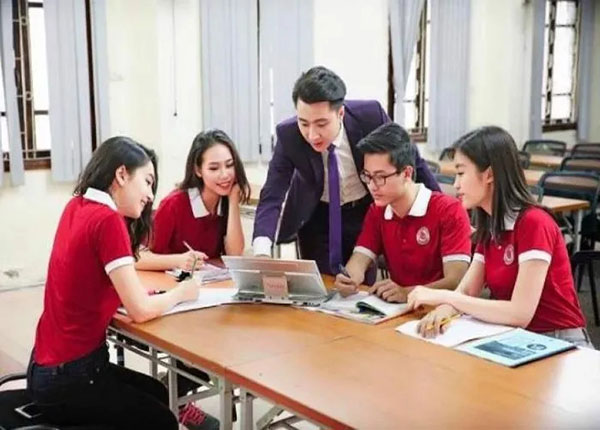 Điểm chuẩn trường Đại Học Ngoại Thương dự kiến cao nhất là 28,9 điểm