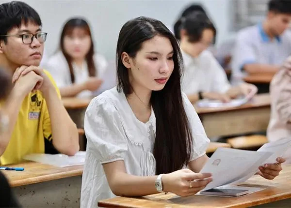Từ 15/8/2026 quy định mới tạo thuận lợi cho người học đại học liên thông