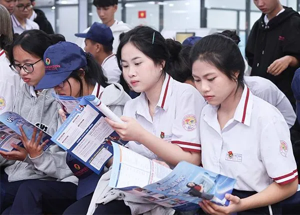 Đủ điểm nhiều nguyện vọng, thí sinh sẽ được công nhận trúng tuyển thế nào?