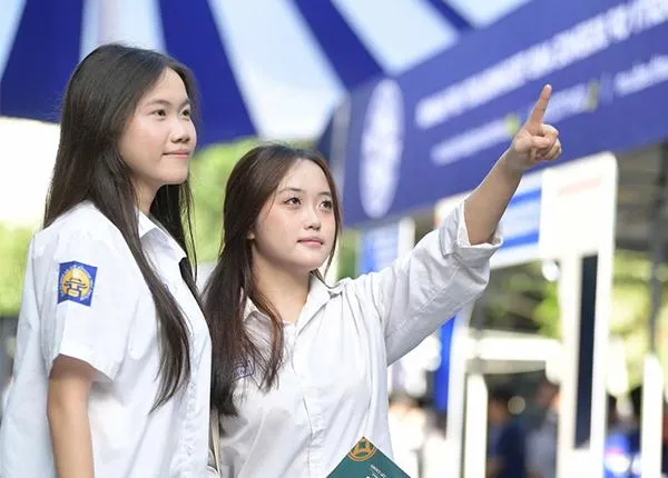 Thí sinh lưu ý gì khi điểm chuẩn đại học 2026 dự báo phân hóa mạnh giữa các nhóm ngành?
