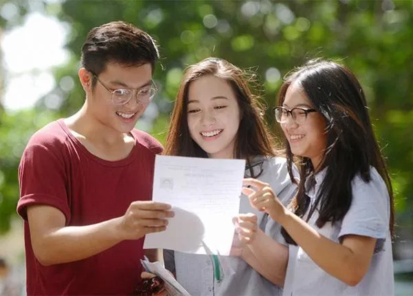Khi có điểm chuẩn, thí sinh cần làm gì để chắc suất trúng tuyển?
