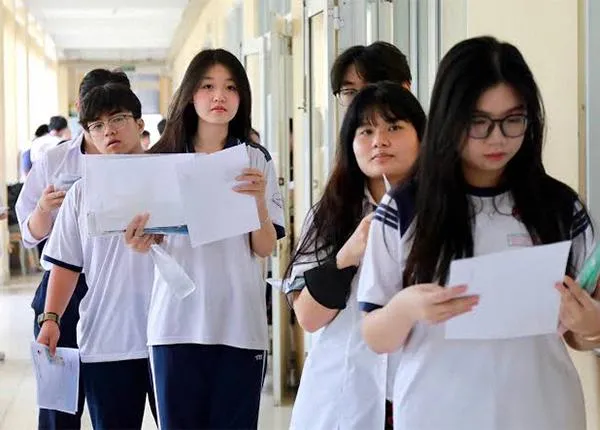 Những ngành yêu cầu điểm sàn và tiêu chí cứng khi xét tuyển đại học