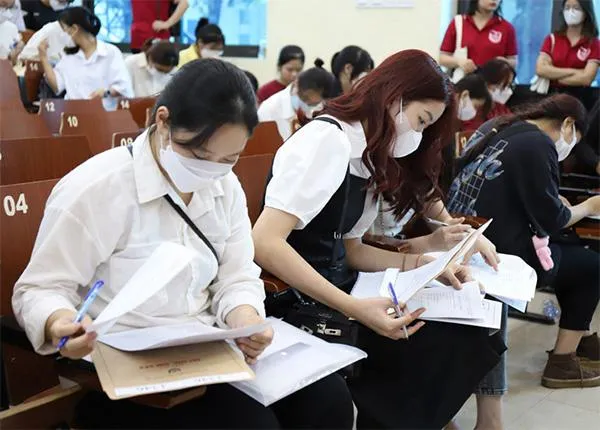 Những điều tân sinh viên cần chuẩn bị trước khi bước vào giảng đường