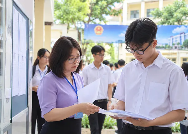 Bộ GD&ĐT dự kiến tổ chức kỳ thi tốt nghiệp THPT 2027 vào tháng 6