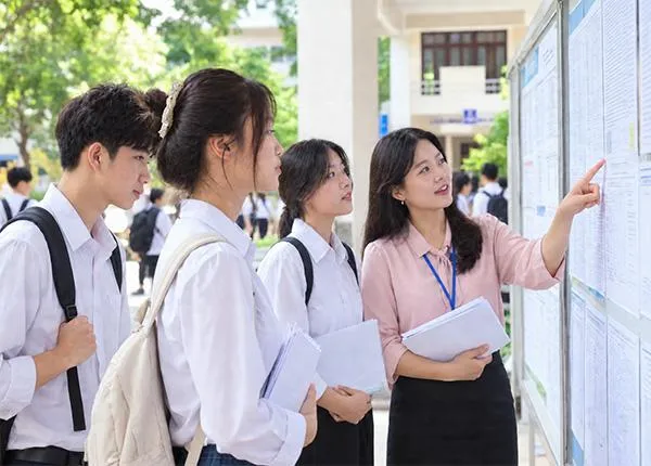Sinh viên lưu ý về sự thay đổi cách tính điểm rèn luyện theo quy định mới tại thông tư 40/2026/TT-BGDĐT