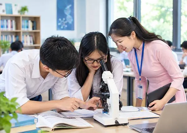 Sinh viên cần làm gì để nuôi dưỡng niềm đam mê khám phá tri thức?