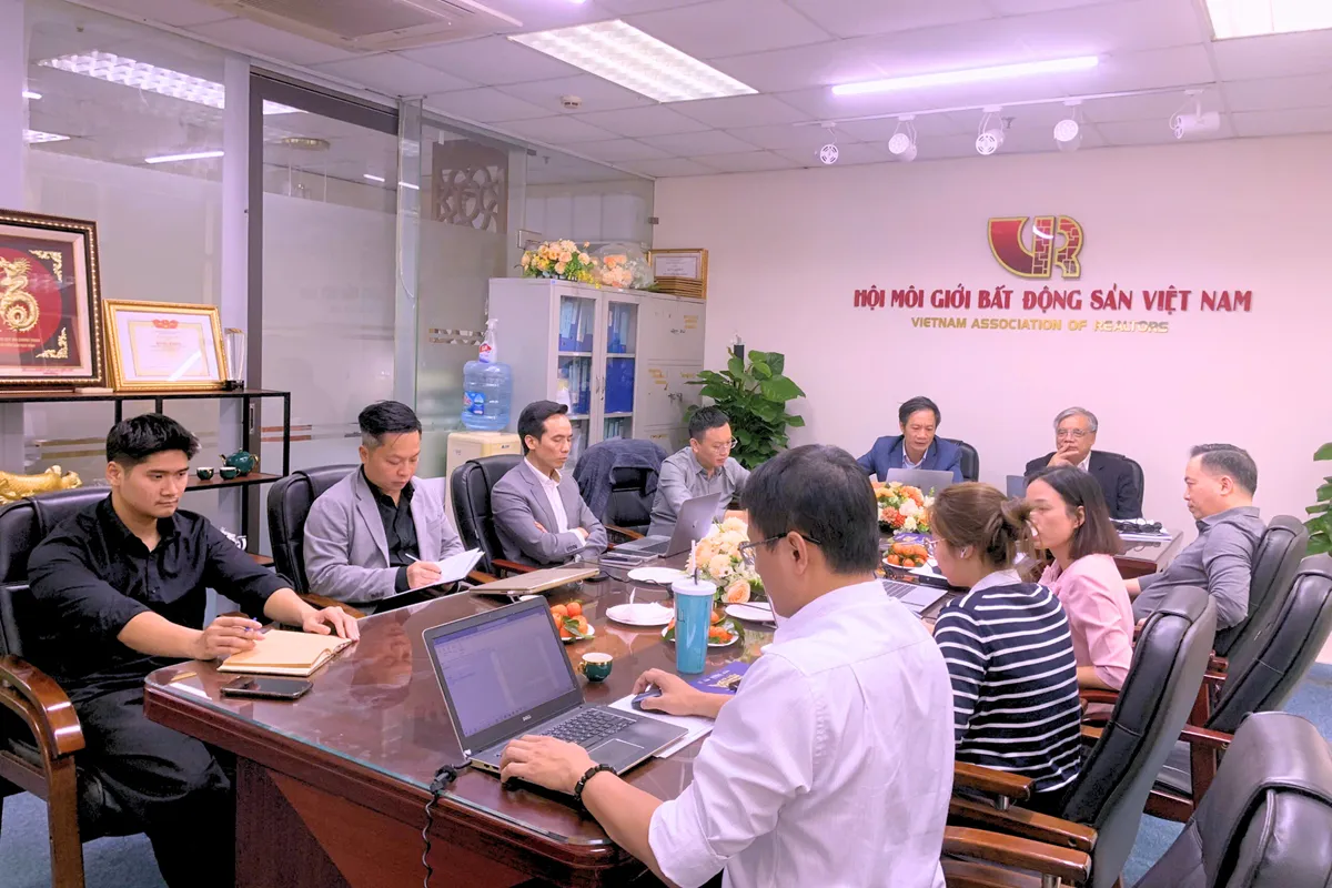 VARS họp Hội đồng nghiên cứu đánh giá thị trường bất động sản Quý I/2026