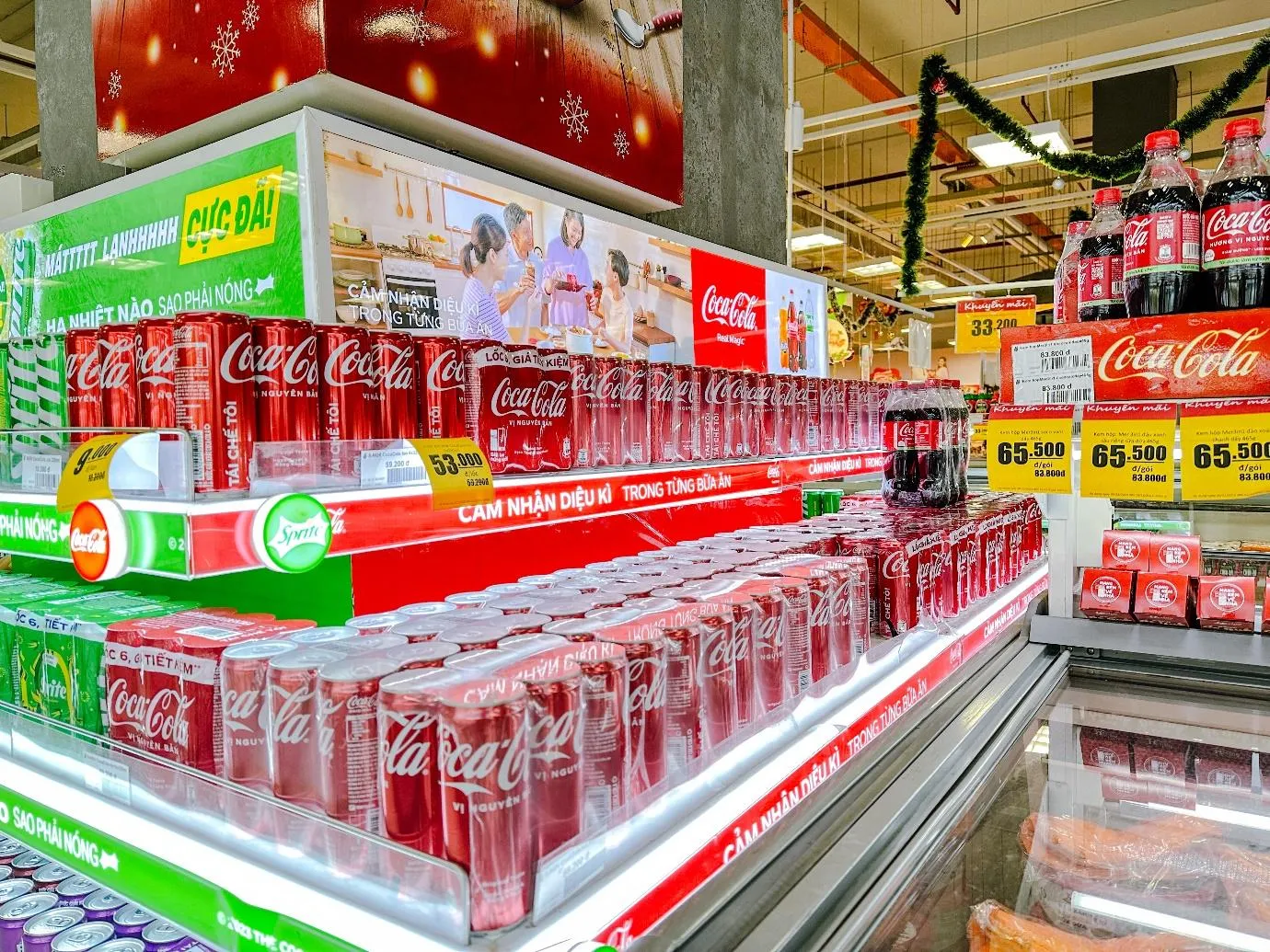 Coca-Cola bán gần 900 triệu lít, lãi hàng trăm tỷ ở Việt Nam, là thị trường lớn thứ ba sau Trung Quốc và Mỹ