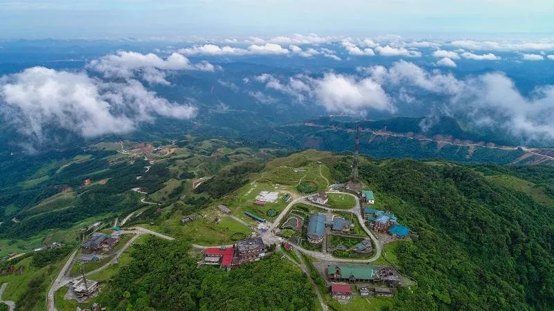 Dự án cáp treo Mẫu Sơn 7.300 tỷ đồng được lùi tiến độ đến năm 2032 ⛰️