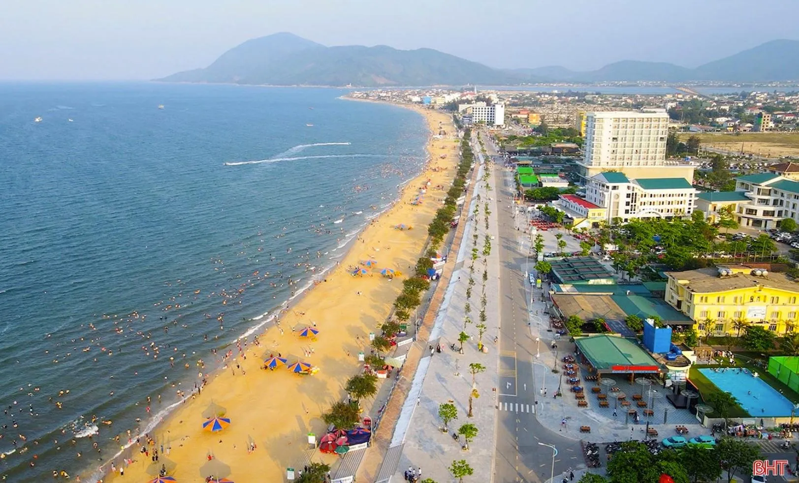 🏖️ Thiên Cầm sắp có dự án 17.200 tỷ: mục tiêu không chỉ là kéo khách đến, mà phải giữ khách ở lại 😄