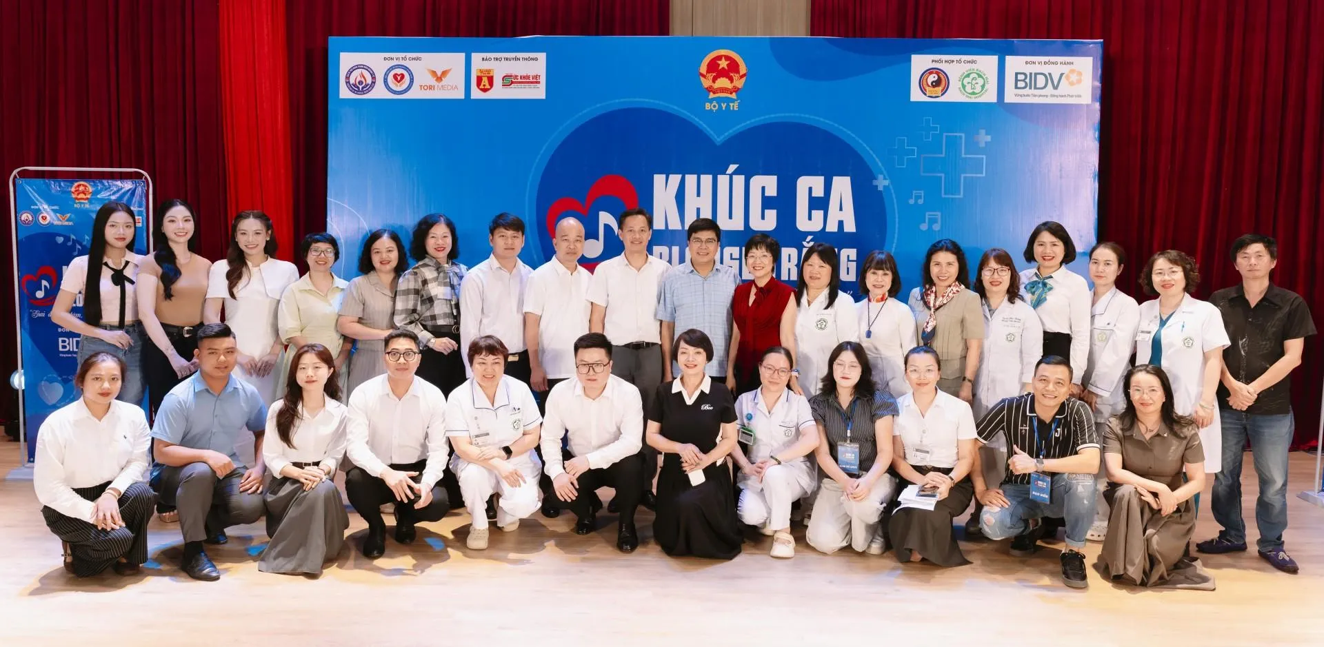 Khúc Ca Blouse Trắng 2026': Giai Điệu Từ Tâm Khơi Mầm Hy Vọng Tại Bệnh Viện Bạch Mai Cơ Sở Ninh Bình