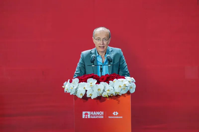 4- Tiến sĩ Jens Lottner, Tổng Giám đốc Techcombank