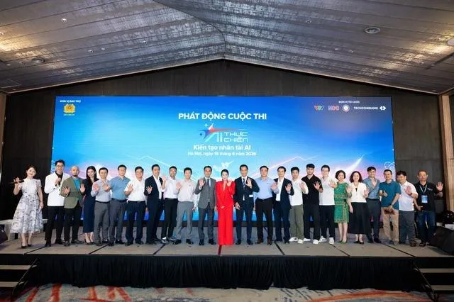 Techcombank tiếp tục đồng tổ chức và tài trợ độc quyền “AI Thực Chiến” mùa 2