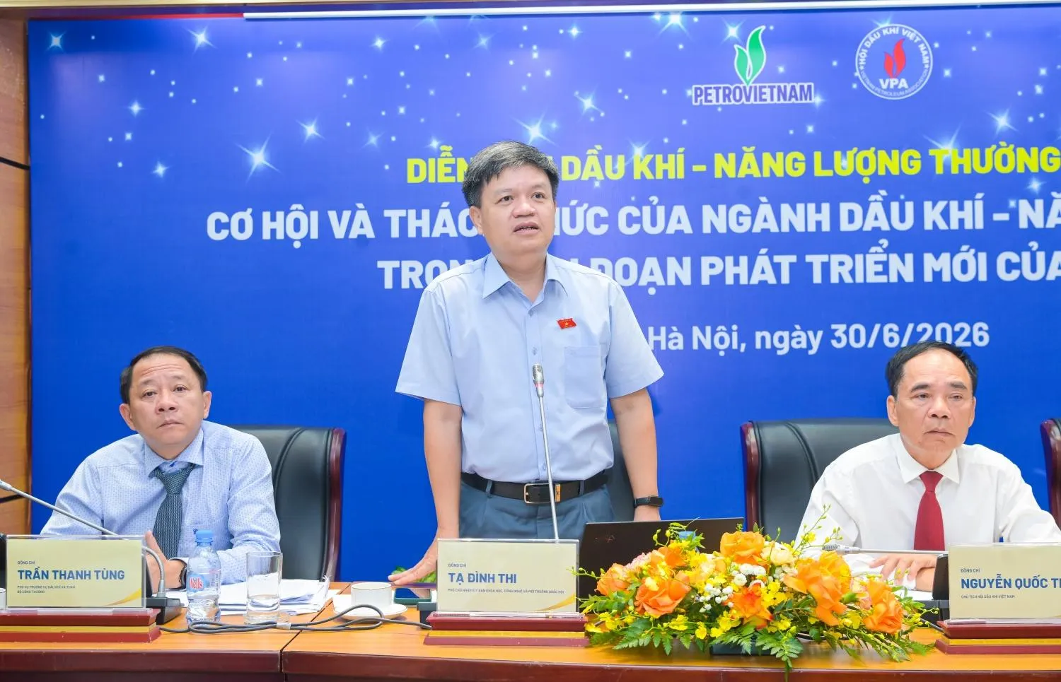 Hoàn thiện thể chế để mở đường cho năng lượng mới