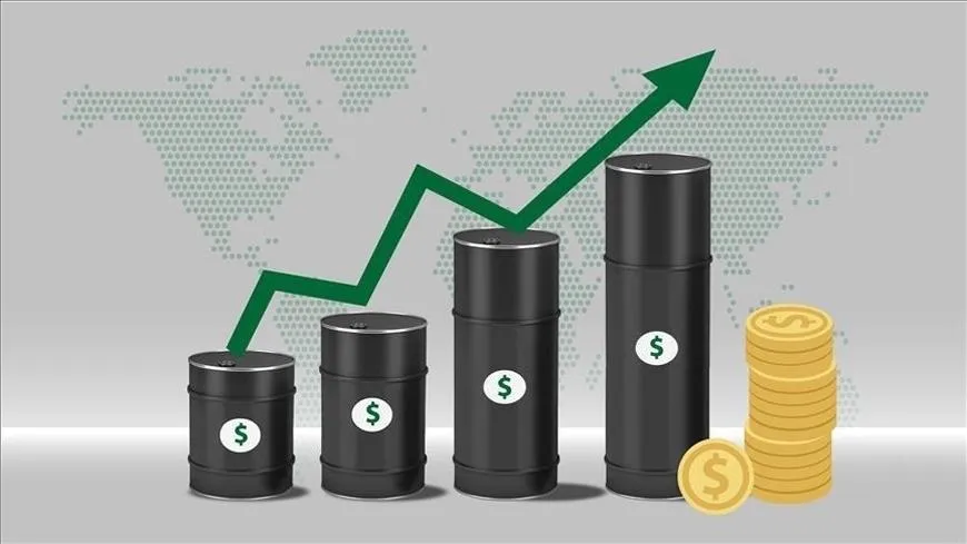 Giá xăng dầu hôm nay (7/8): Dầu thế giới bật tăng hơn 3 USD/thùng, giá xăng trong nước đồng loạt giảm