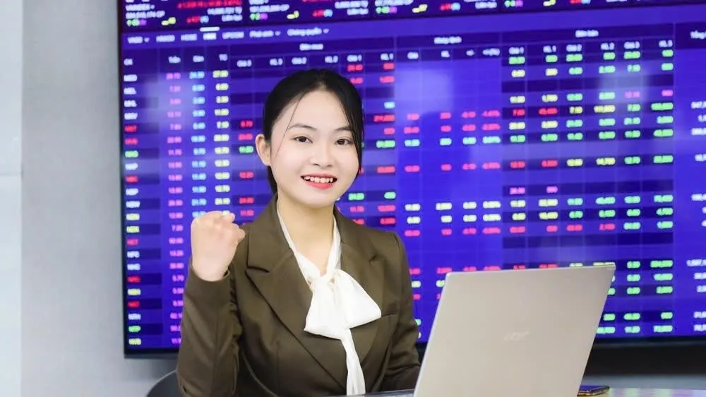 Nhận định thị trường chứng khoán ngày 7/8: Loại bỏ những cổ phiếu đang suy yếu