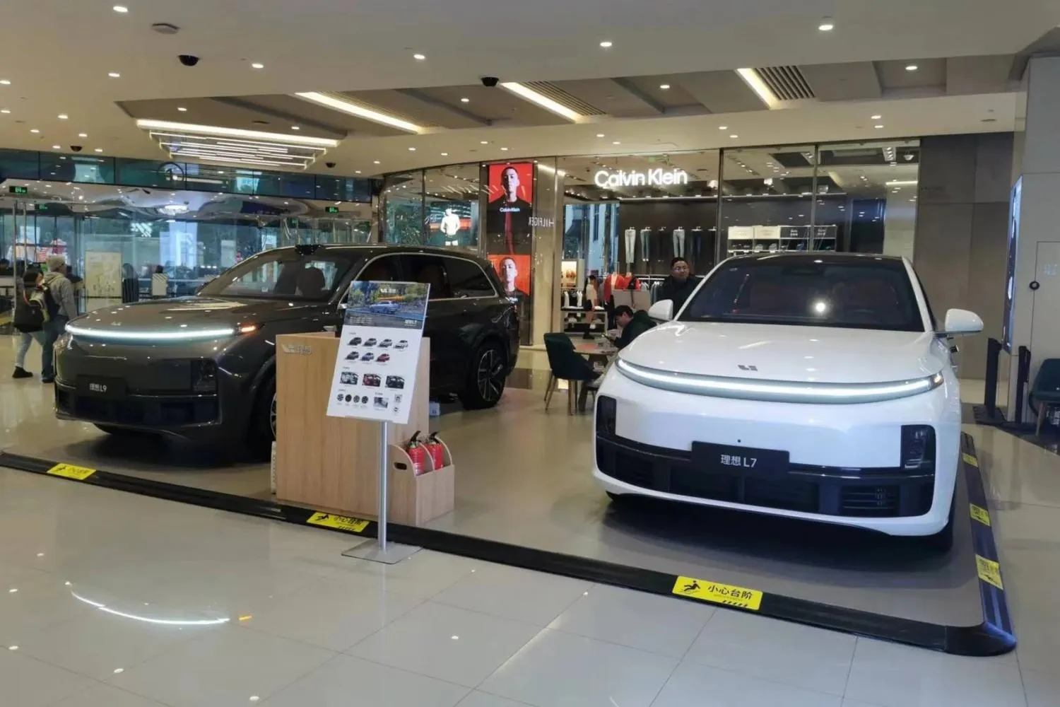 Thị trường xe điện tuần qua: Xe điện Trung Quốc bứt phá mạnh mẽ tại châu Âu Thị trường xe điện tuần qua: Giá xe thuần điện toàn cầu lần đầu rẻ hơn xe hybrid