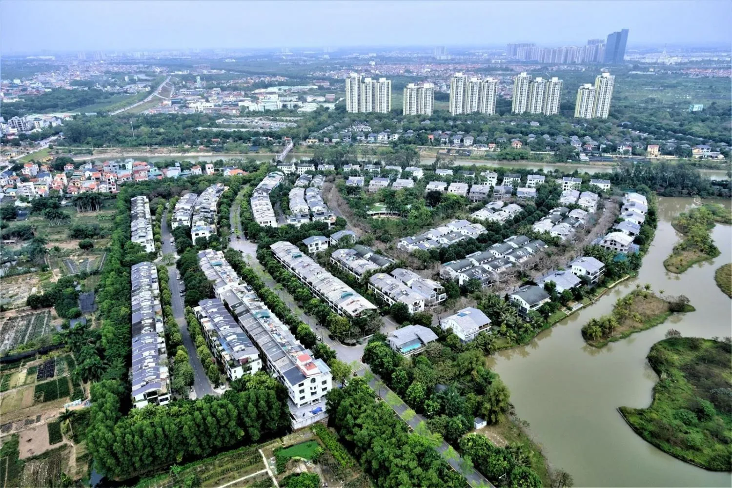 Siết cơ chế bảo lãnh, bảo đảm quyền lợi cho người mua bất động sản