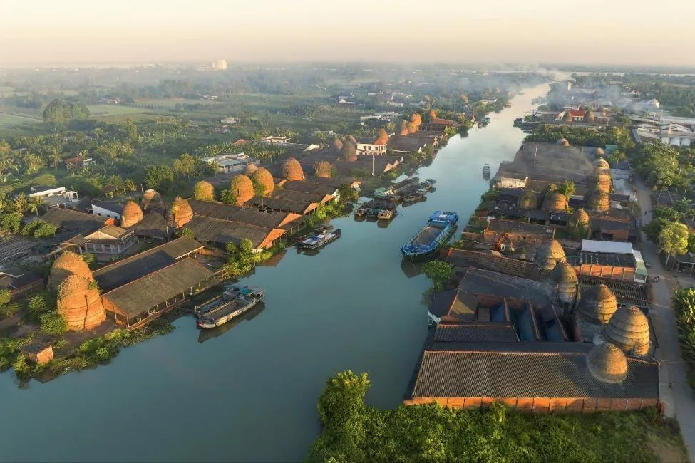 Nét đẹp của Làng gốm cổ Mang Thít được chuyển hóa vào tinh thần thiết kế của dự án T&T Homes Elite Rivera