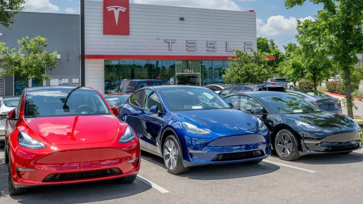 Nghĩ gì khi Tesla vào Việt Nam?