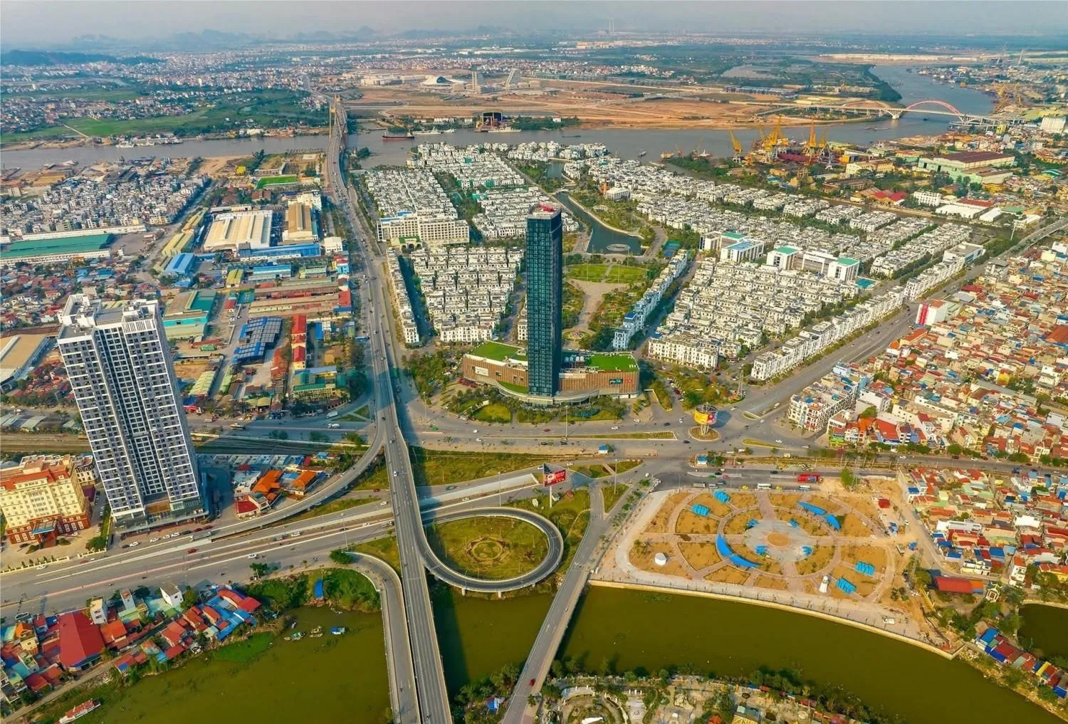 Điểm tin xây dựng - bất động sản ngày 9/10: Hải Phòng thí điểm 10 dự án nhà ở thương mại, vốn hơn 11.300 tỷ đồng