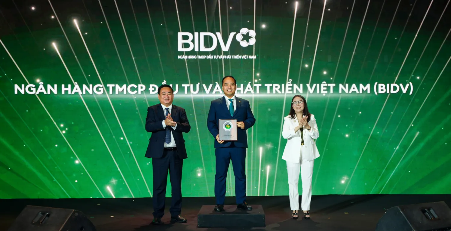 BIDV - Top 50 Doanh nghiệp dẫn đầu về ESG BIDV - Top 50 Doanh nghiệp dẫn đầu về ESG