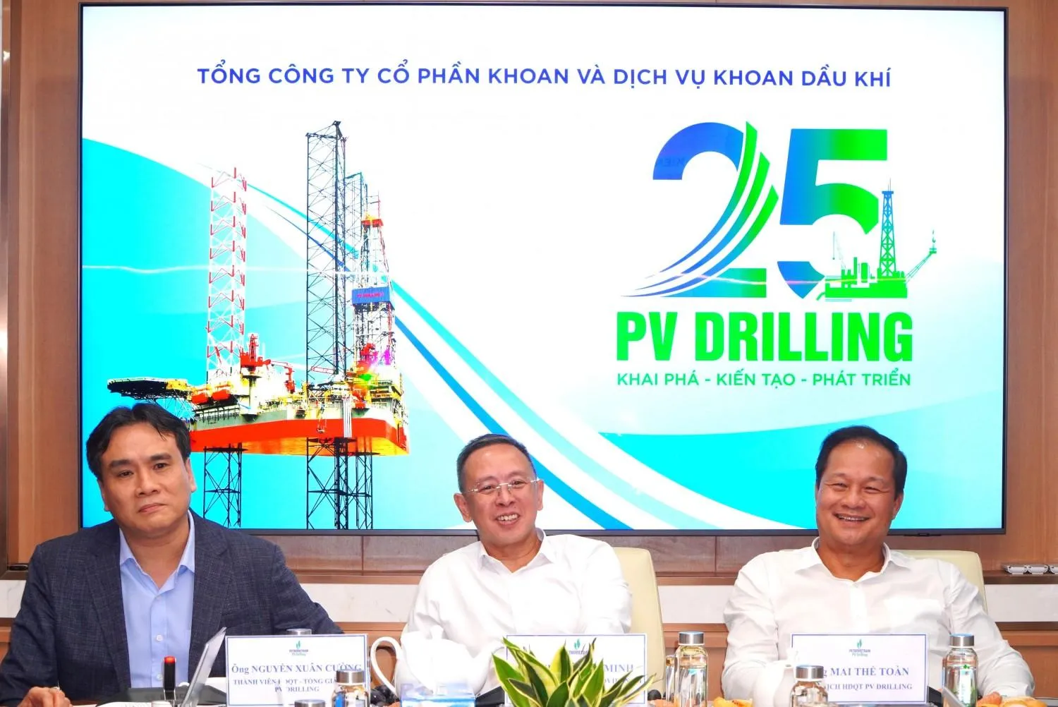 PV Drilling làm việc với Đoàn giám sát thường niên của Hội đồng thành viên PETROVIETNAM