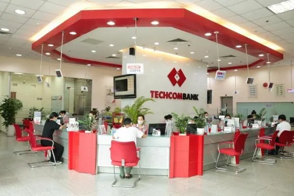 Techcombank lập kỷ lục lợi nhuận quý III, đạt 28.900 tỷ đồng sau 9 tháng