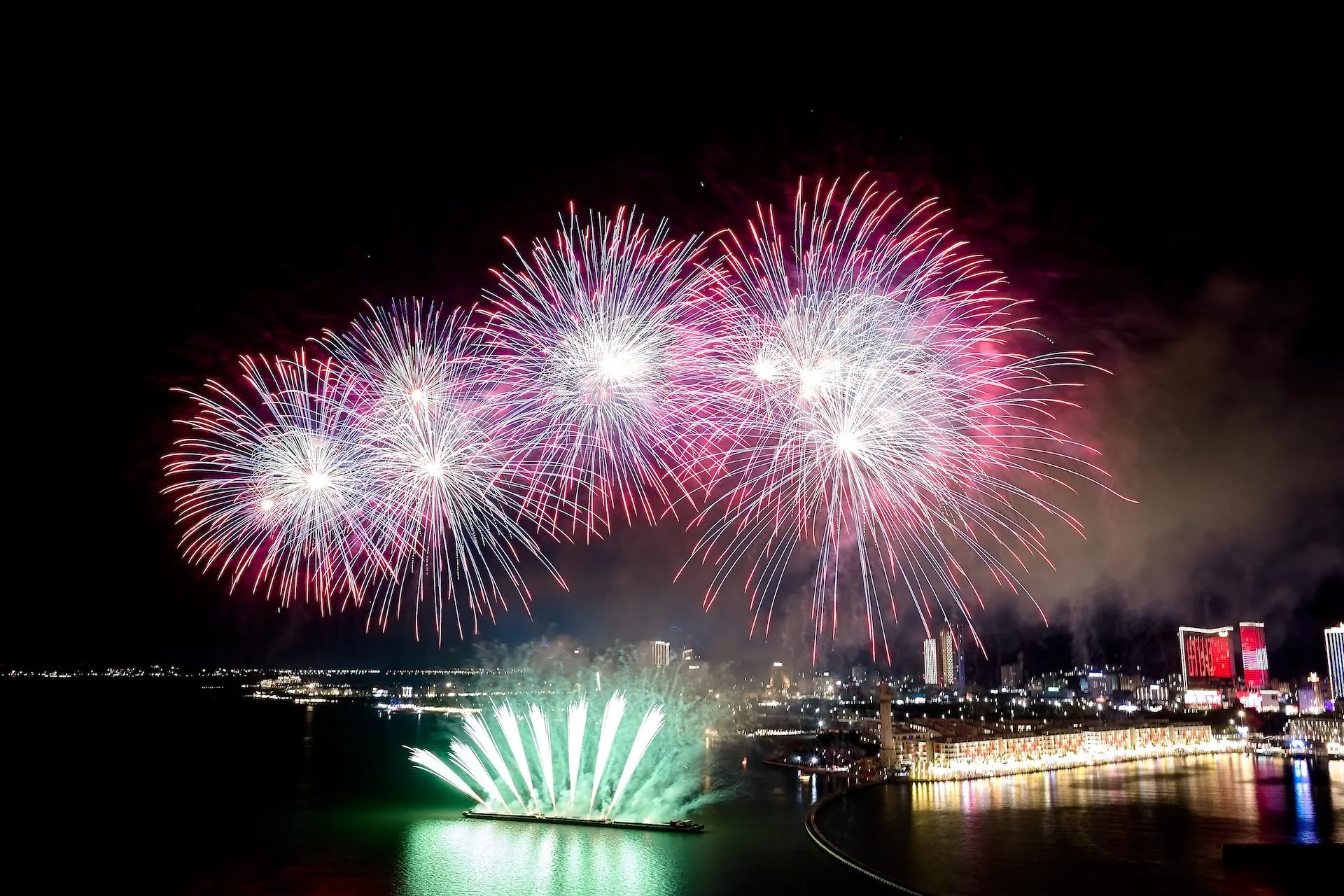 1.phao-hoa-sun-elite-city