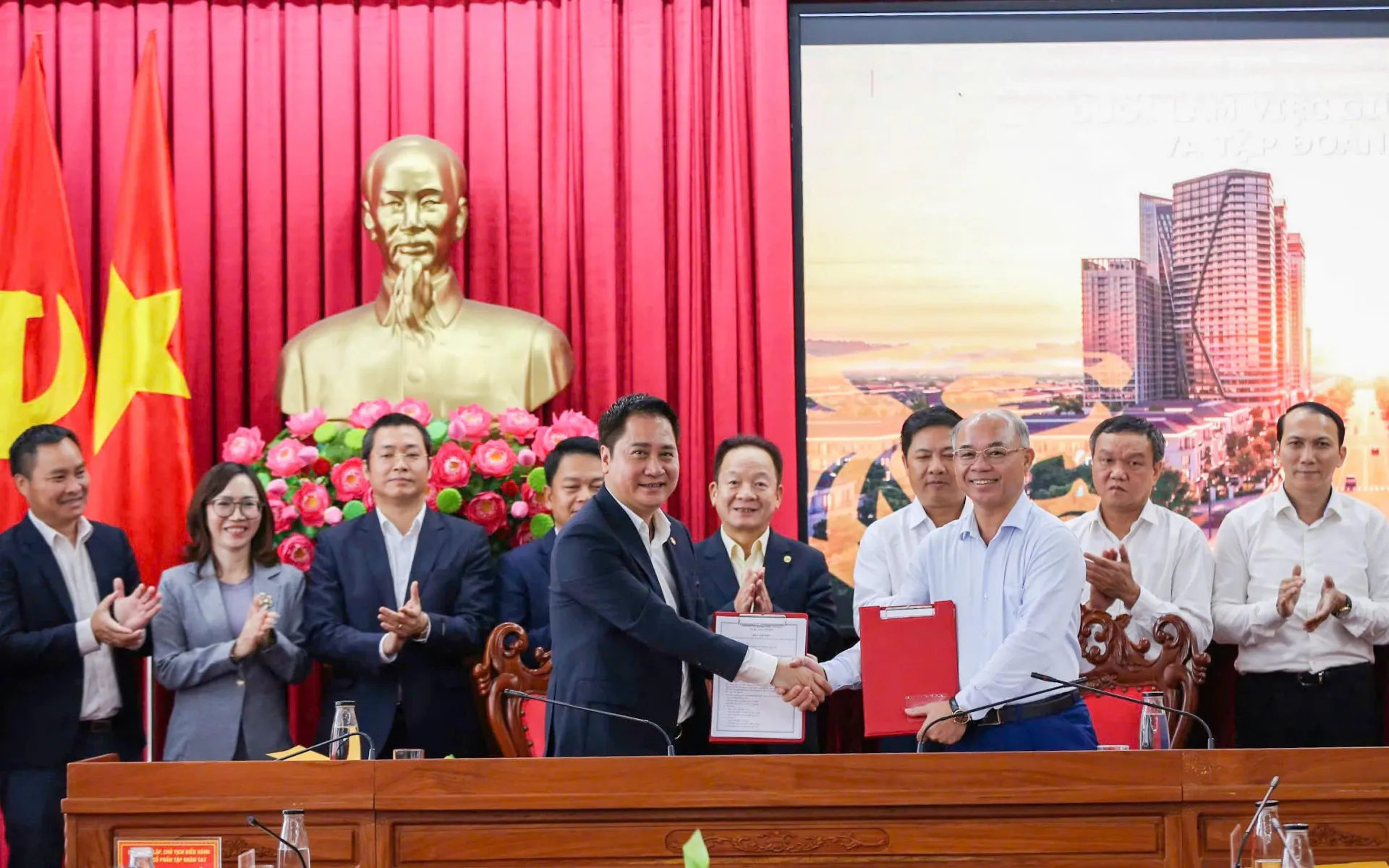 Đắk Lắk sẽ áp dụng cơ chế 'luồng xanh' để đẩy nhanh thủ tục các dự án của Tập đoàn T&T