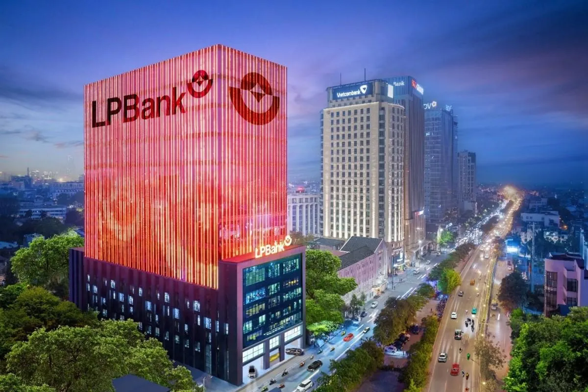 LPBank huy động vốn qua kênh trái phiếu với lãi suất đến 8,6%/năm