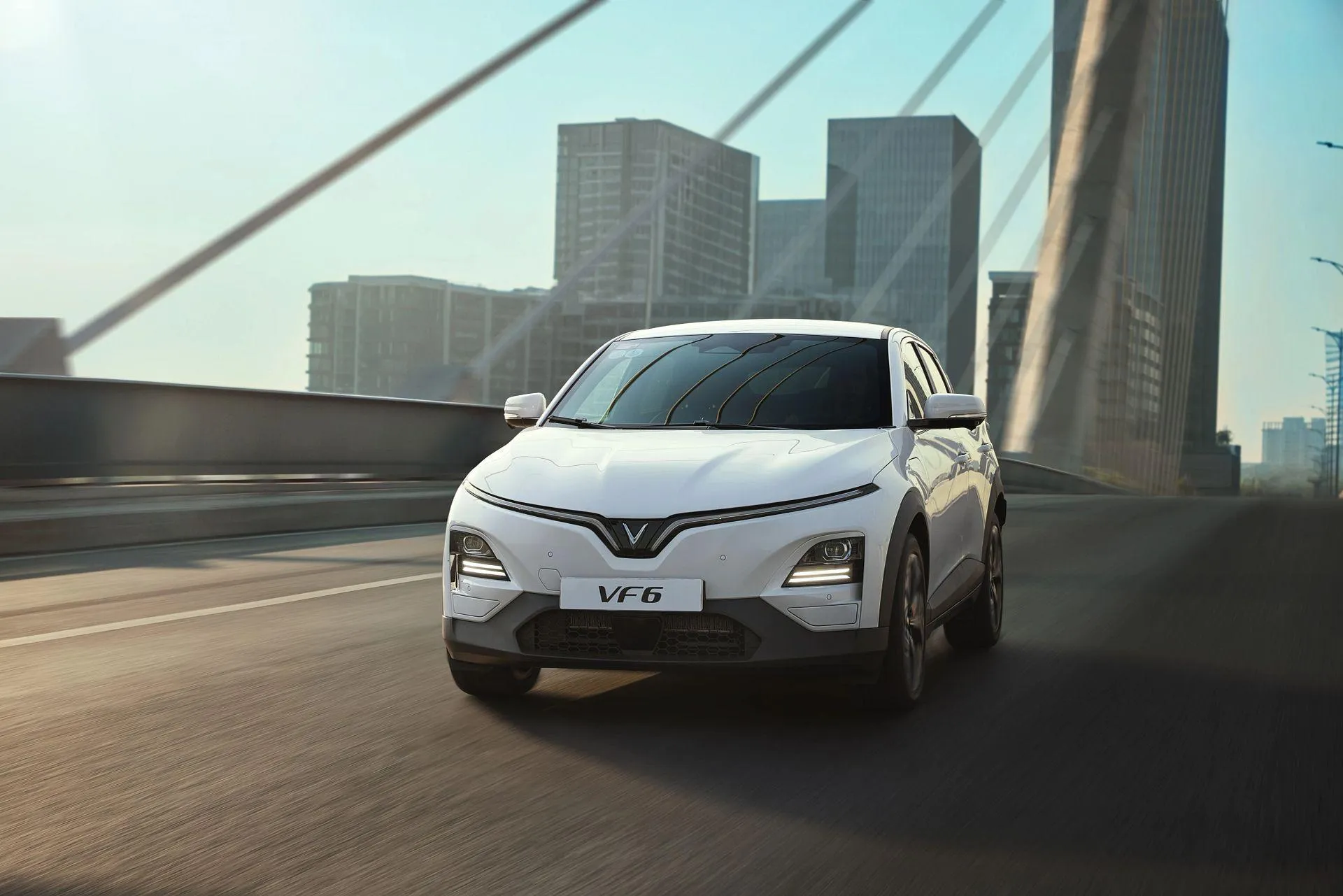 Lái VinFast VF 6 Plus gần 1.400 km về quê, chủ xe bất ngờ vì tiết kiệm 2,5 triệu đồng tiền nhiên liệu
