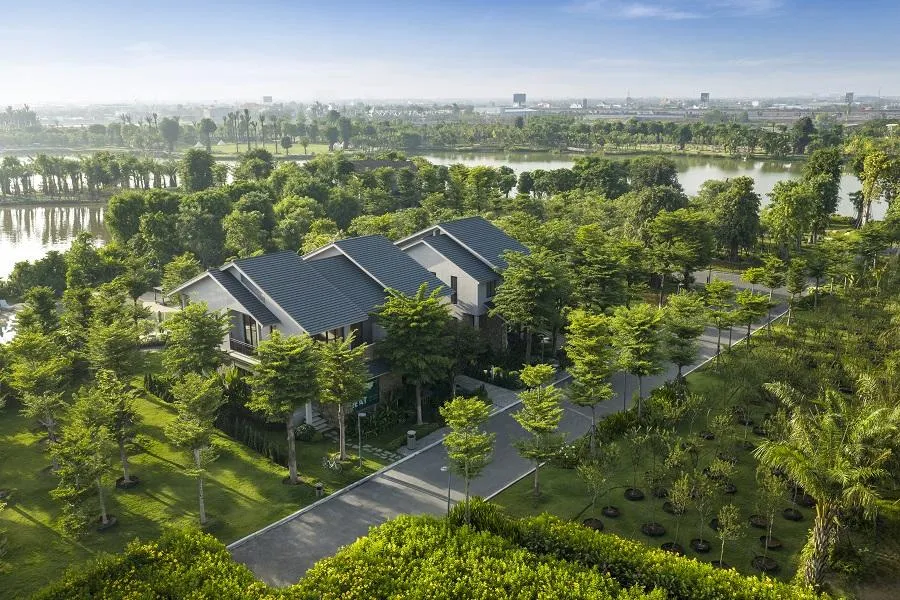 Forest villa natural land