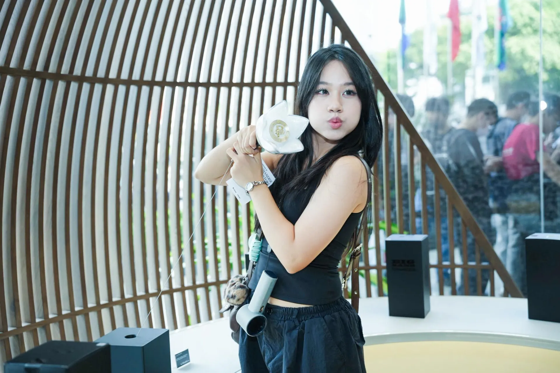 Anh2 (1)